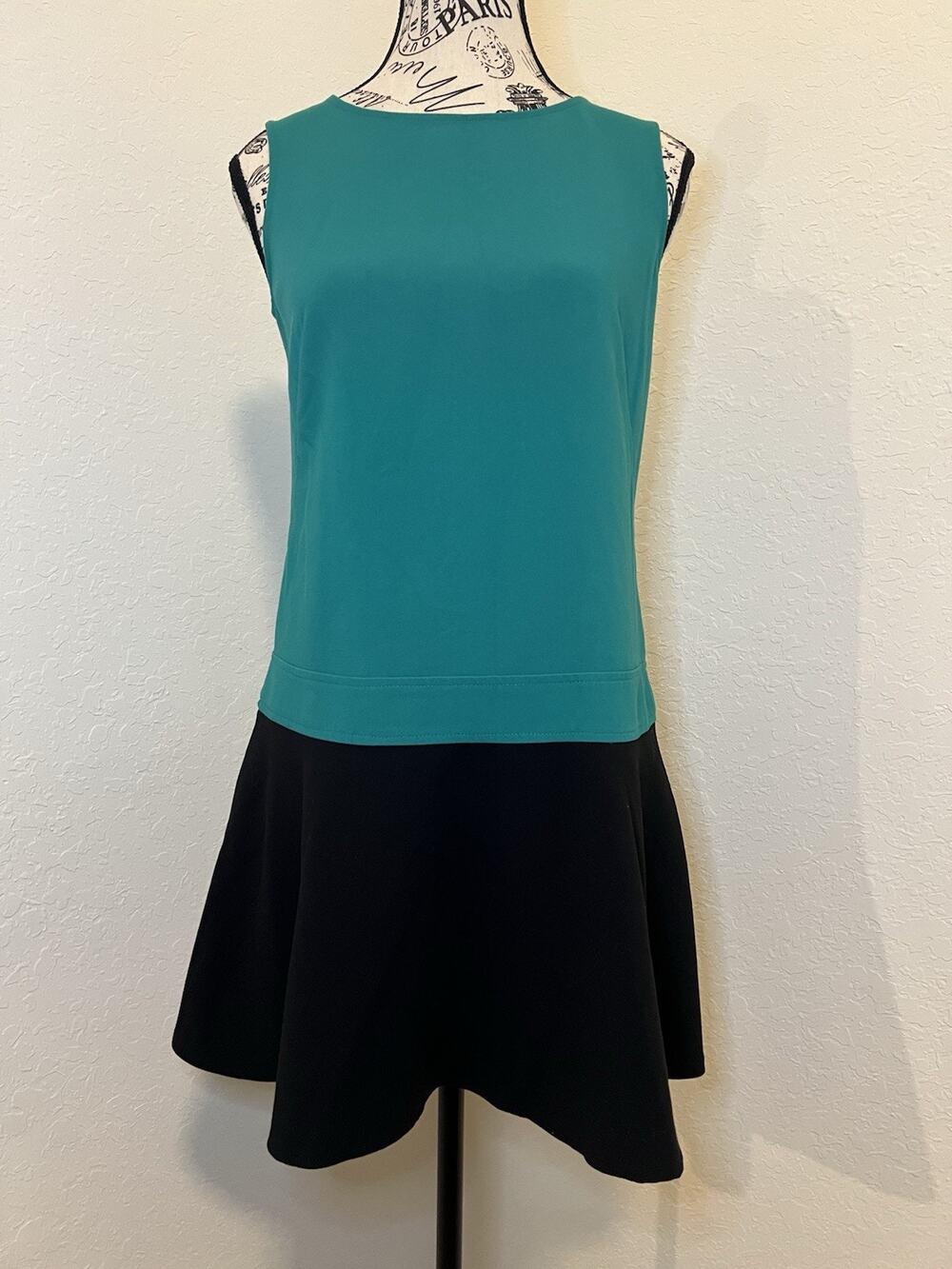Loft Colorblock Mini Dress Size 2P EUC Sleeveless Petite Shift Dress Wedding